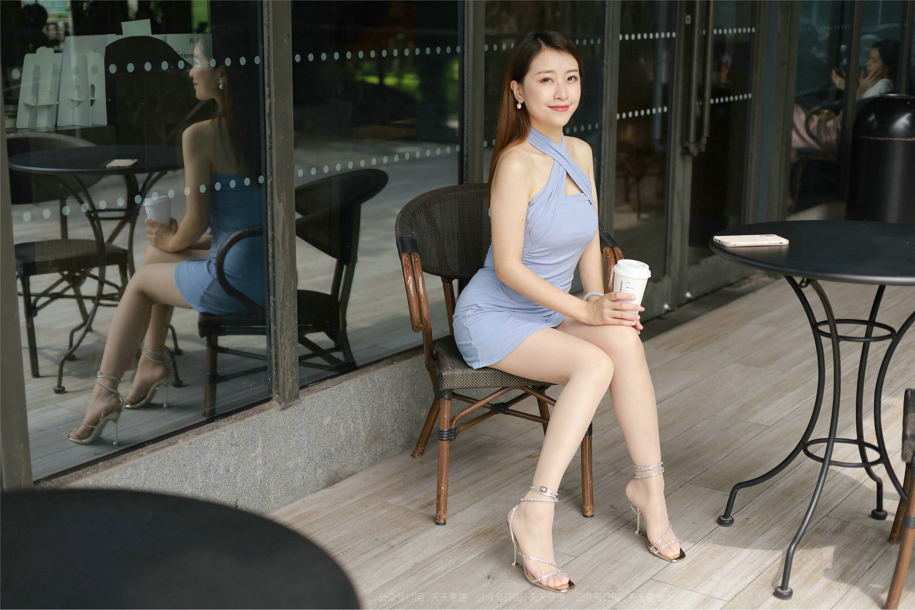 IESS异思趣向  2021.09.11 丝享家915：小婕《咖啡店邂逅网紅美女》